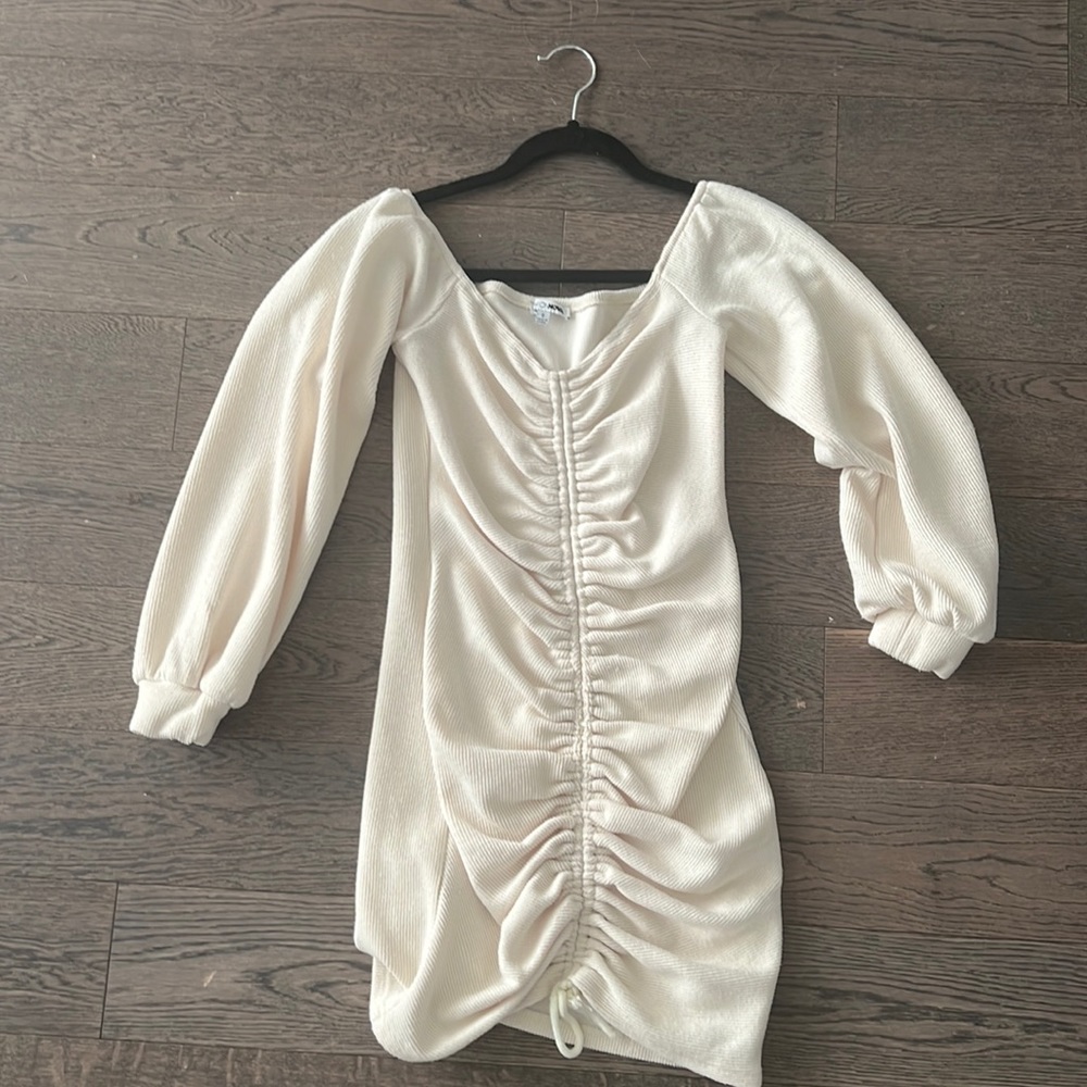 Fashion Nova - Baby I’m in Love dress